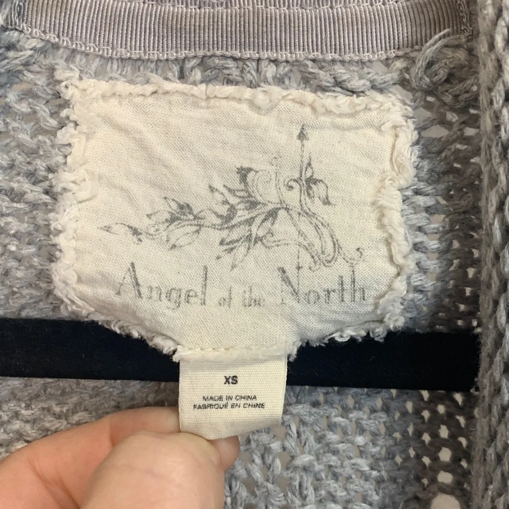 Angel Of‎ The North Light Gray Cardigan
